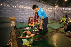 BIB: 
                            <button type="button" onclick="openModal(13715528)" class="btn btn-primary btn-sm float-right btn-popup" data-toggle="modal" data-target=".modal-high-quality">
                        <i class="fas fa-shopping-cart"></i> Add to Cart
                    </button>
                                            <button type="button" onclick="isThisMe(13715528, true)" class="btn btn-success btn-sm float-right btn-popup btn-isme hidden" data-toggle="tooltip" data-placement="bottom" title="นี่คือรูปของคุณใช่ไหม คลิกที่นี่เพื่อเอาเข้าอัลบั้ม">
                        <i class="fas fa-plus"></i> Add to album
                    </button>
                    <button type="button" onclick="isThisMe(13715528, false)" class="btn btn-warning btn-sm float-right btn-popup btn-isnotme hidden">
                        <i class="fas fa-ban"></i> Remove from album
                    </button>